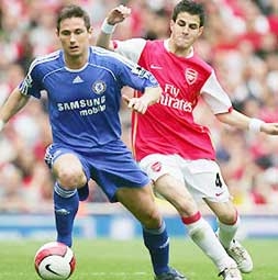 Ai sẽ “trả nợ”?