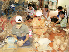 Giúp người khuyết tật hòa nhập cộng đồng