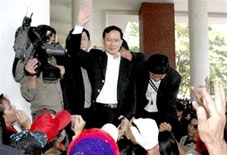 Thủ tướng Somchai từ chức