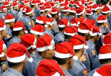 “Cảnh sát ông già Nô-en”