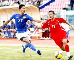 Thắng... thót tim !