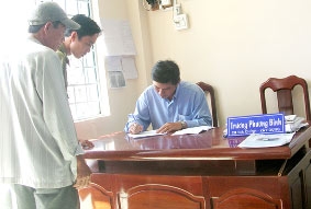 Cơ sở khó khăn, cán bộ thờ ơ!