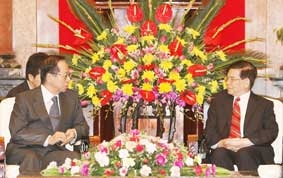 Chủ tịch nước Nguyễn Minh Triết tiếp cựu Thủ tướng Nhật Bản Yasuo Fukuda