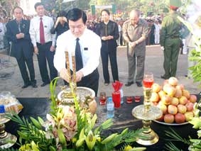 Nhiều hoạt động kỷ niệm 64 năm Ngày thành lập Quân đội Nhân dân Việt Nam (22/12/1944 - 22/12/2008) và 19 năm Ngày Hội Quốc phòng toàn dân