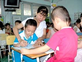 Hết lòng với trẻ thơ