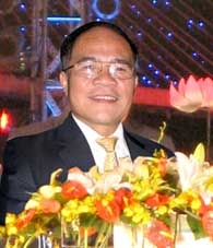 <font color="#0000ff">Tại Lễ kỷ niệm 5 năm TP Cần Thơ trực thuộc Trung ương, Bế mạc năm du lịch Quốc gia Mekong - Cần Thơ 2008 và Chào năm mới 2009, Phó Thủ tướng Thường trực Chính phủ Nguyễn Sinh Hùng:</font><br>Đảng bộ, nhân dân TP Cần Thơ phát huy thành tựu 5 năm qua để xây dựng C&