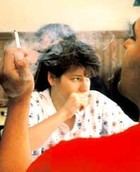 Cấm hút thuốc lá giúp giảm 41% số ca nhồi máu cơ tim