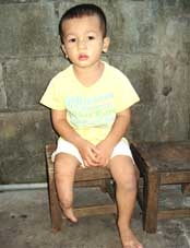 "Mong con tôi được chữa lành bệnh"...