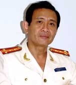 Hưởng ứng tích cực cuộc vận động học tập và làm theo tấm gương đạo đức Hồ Chí Minh, thực hiện 6 điều Bác Hồ dạy, phấn đấu xây dựng lực lượng CAND trong sạch vững mạnh, là chỗ dựa tin cậy của Đảng, của dân