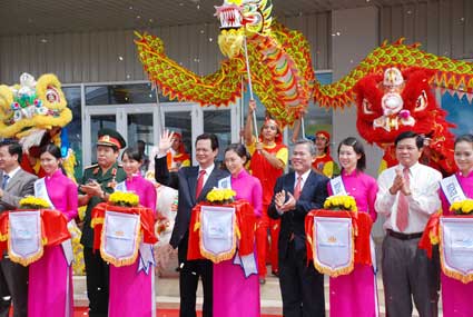Thủ tướng Nguyễn Tấn Dũng dự lễ khánh thành Cảng Hàng không Cần Thơ, khai trương đường bay Cần Thơ Hà Nội