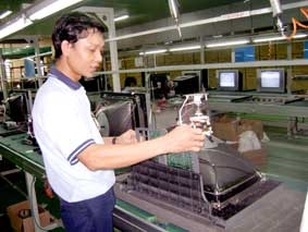 Giải pháp nào nâng cao năng lực cạnh tranh các khu - cụm công nghiệp?