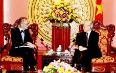 Chủ tịch Quốc hội Nguyễn Phú Trọng tiếp Tổng thư ký Liên minh Nghị viện Thế giới