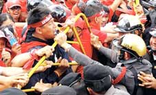 Khó khăn chưa hết đối với thủ tướng Thái Lan