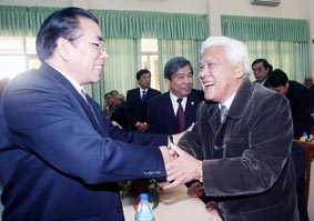 Các đồng chí lãnh đạo Đảng, Nhà nước, đoàn thể thăm, chúc Tết các địa phương