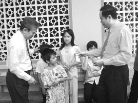 Lãnh đạo thành phố thăm, chúc Tết các cơ quan, đơn vị