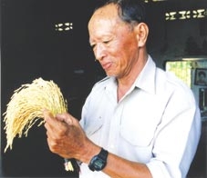 <i>Năm mới, bàn chuyện</i><br>
suôn sẻ đầu ra