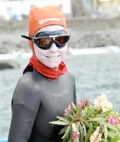 Nữ  “kình ngư” 56 tuổi chinh phục Đại Tây Dương