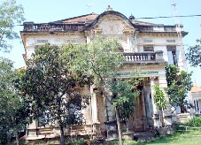 Nhà cổ hồn quê