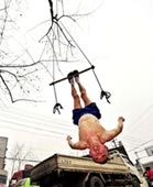 Kiểu tập quá nguy hiểm