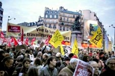 Thách thức đối với ông Sarkozy