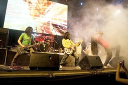 Rock Storm - "Đêm cháy sáng"