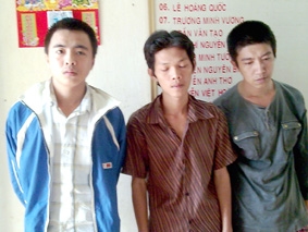 Triệt phá đường dây trộm cắp, tiêu thụ xe gắn máy và làm giấy tờ xe giả với qui mô lớn