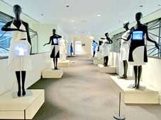 Khi thời trang hòa cùng công nghệ