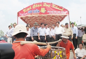 Đồng Tháp cần phát huy lợi thế về sản xuất lúa và cá để phát triển