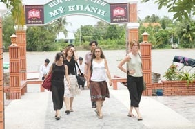 Nhiều nỗ lực kích cầu...