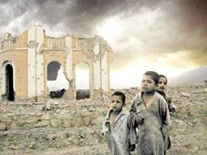 Tái thiết Afghanistan có thể “sa vào vết xe đổ” Iraq
