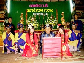 Lễ Giỗ Quốc tổ Hùng Vương diễn ra long trọng và thành kính