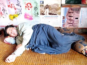 Thân cò khốn khó!