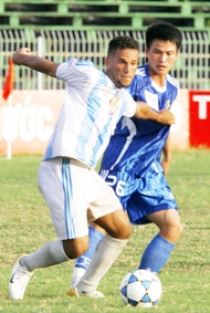 Đội Cần Thơ thắng Hà Nội ACB 3 - 1