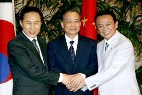 Hàn Quốc, Trung Quốc và Nhật Bản cứng rắn với vụ phóng tên lửa của Triều Tiên