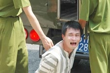 Bài học luật pháp xúc động và day dứt