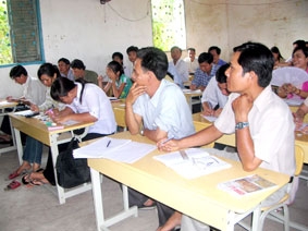 Con đường còn lắm gian nan