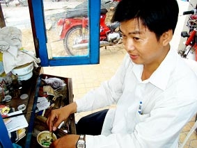 Chúng tôi còn đôi bàn tay