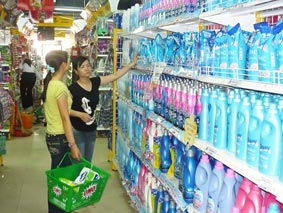 Xu hướng giá cả hàng hóa đang có lợi cho người tiêu dùng ?