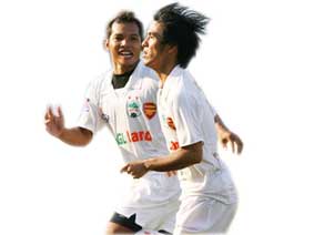 Hoàng Anh Gia Lai hạ Becamex Bình Dương 2-1