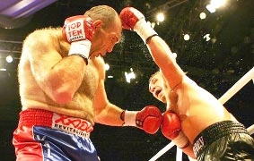 “Người khổng lồ xanh” quyết phục thù