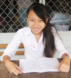 Vượt qua nghèo khó để học giỏi!