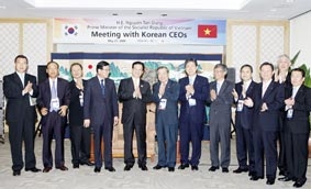 Thủ tướng Nguyễn Tấn Dũng kêu gọi củng cố niềm tin và xây dựng nền tảng cơ bản cho sự phát triển bền vững giữa ASEAN và Hàn Quốc