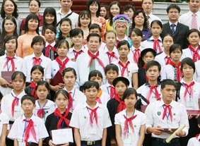 Tự hào về thiếu nhi Việt Nam