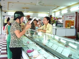 Vàng vẫn biến động khó lường