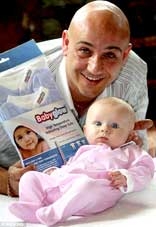 Trang phục theo dõi 
thân nhiệt em bé