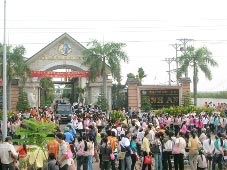 Làm gì để hạn chế đình công?