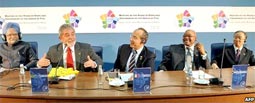 "G-8+5" tìm kiếm lập trường chung về chống biến đổi khí hậu