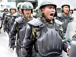 Trung Quốc: Nỗ lực bình ổn Tân Cương