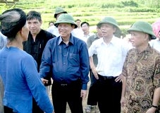 Khẩn trương khắc phục hậu quả mưa lũ, sớm ổn định đời sống nhân dân