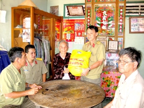 Nỗ lực chăm lo cho gia đình chính sách